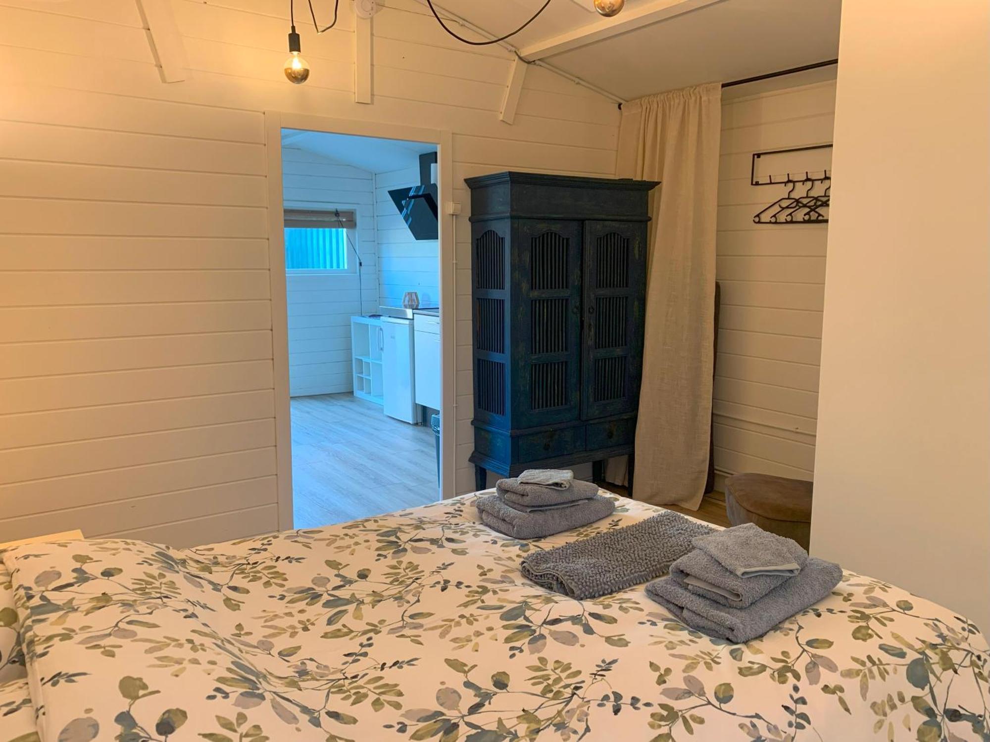 Tiny House Tussen De Grachten Sneek Kültér fotó